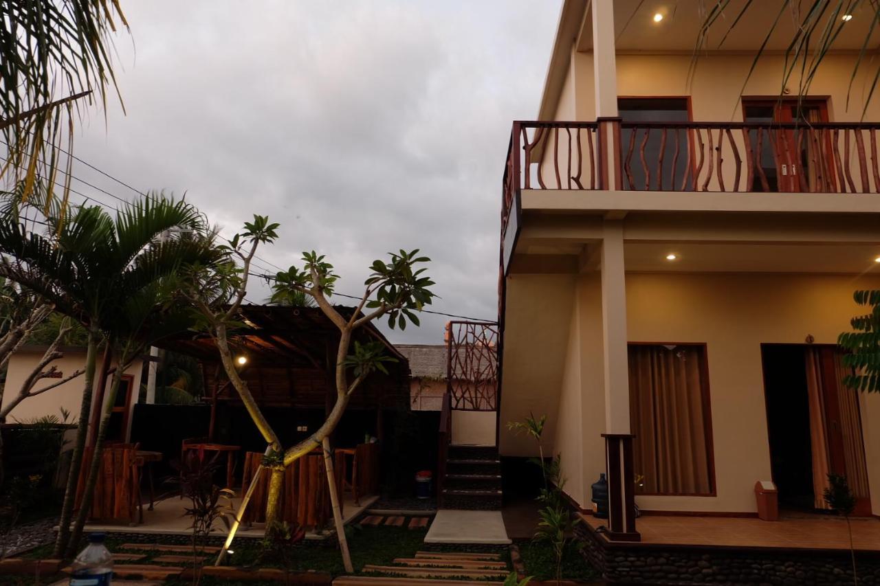 Kelapa Surf Villa Pulukan Extérieur photo