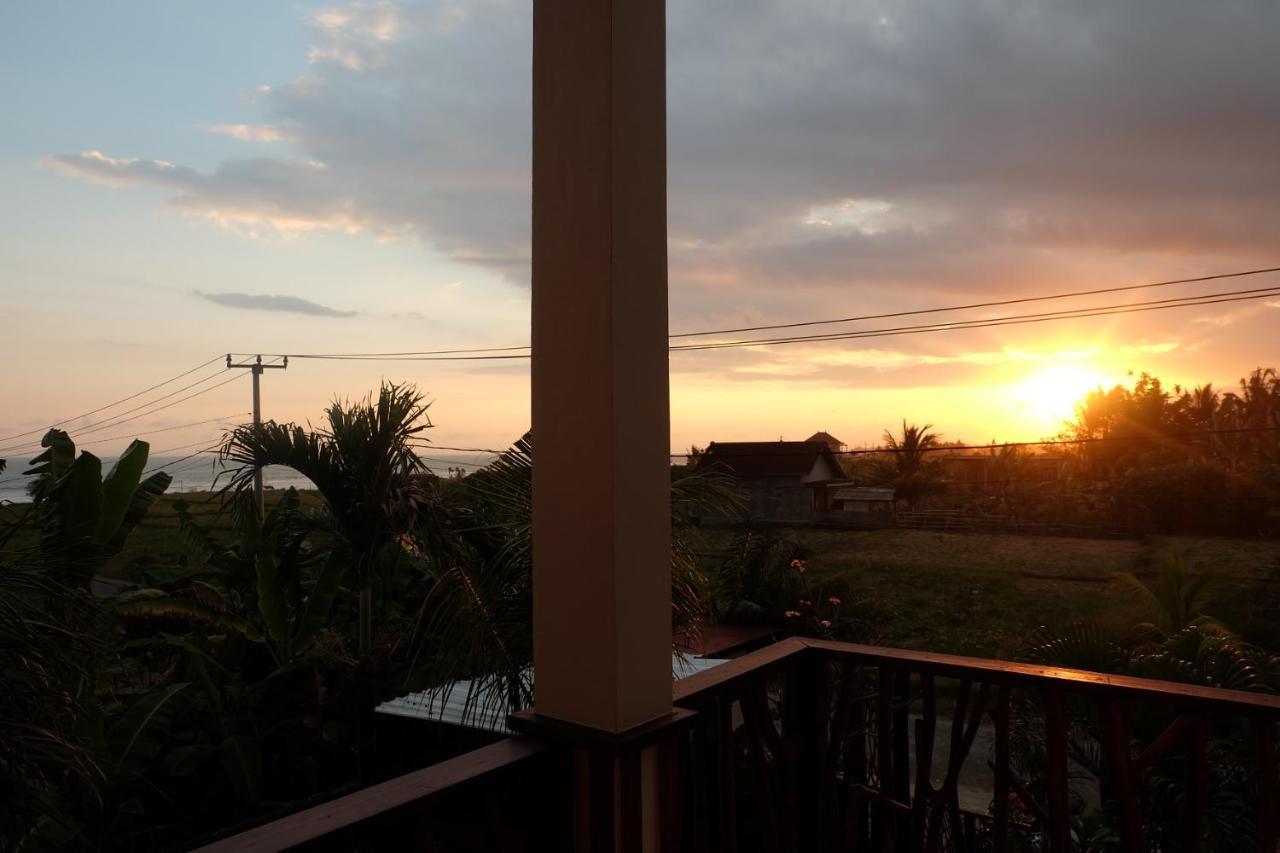 Kelapa Surf Villa Pulukan Extérieur photo